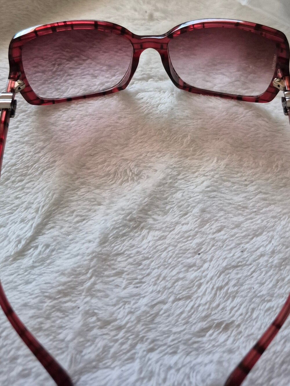 Sunglass - Picture 4 of 8